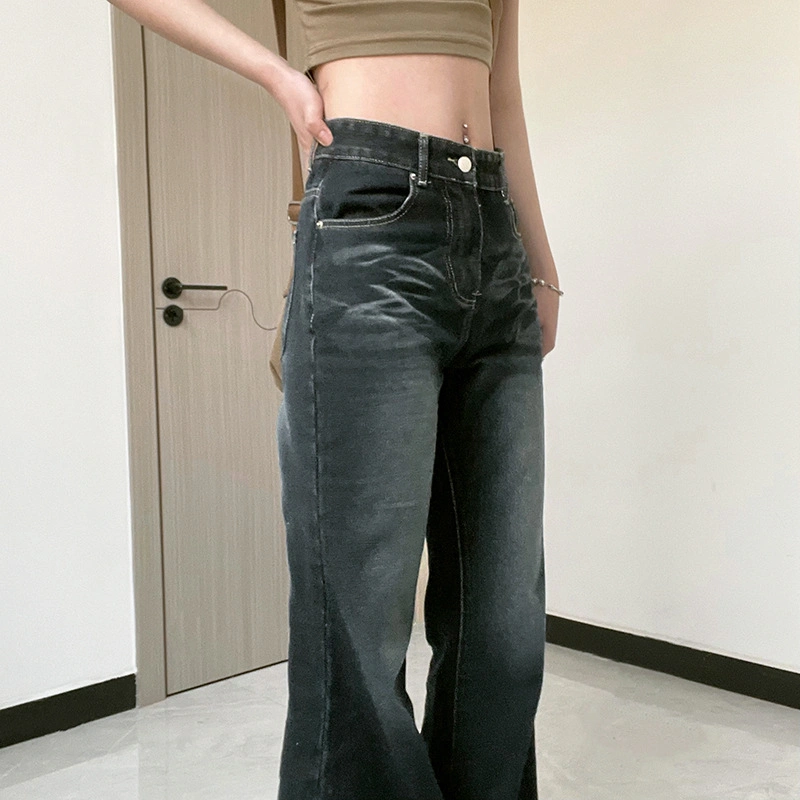 2023 Casual Bell-Bottoms Women′s New Elastic Tight Mini Flared Mops Women′s Jeans