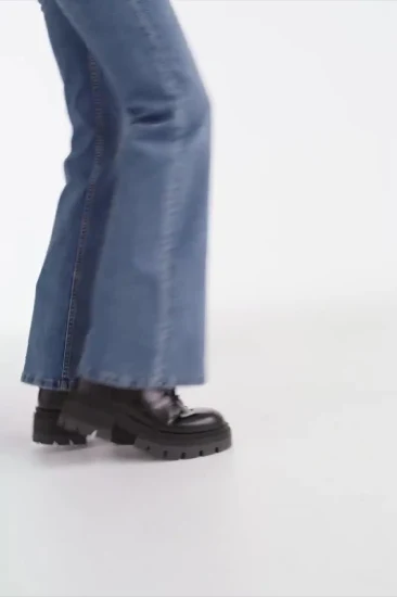 Lavado enzimático para mujer, jeans ajustados simples, leggings de mezclilla de calidad con ligero estiramiento negro